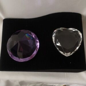 Set of Two Crystal Paperweights Purple Faceted Diamond and Faceted Heart